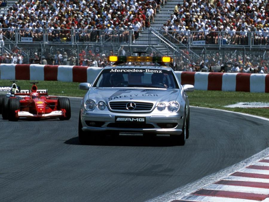  Mercedes-Benz CL55 AMG F1 Safety Car 2000 года  (фото 4 из 9)